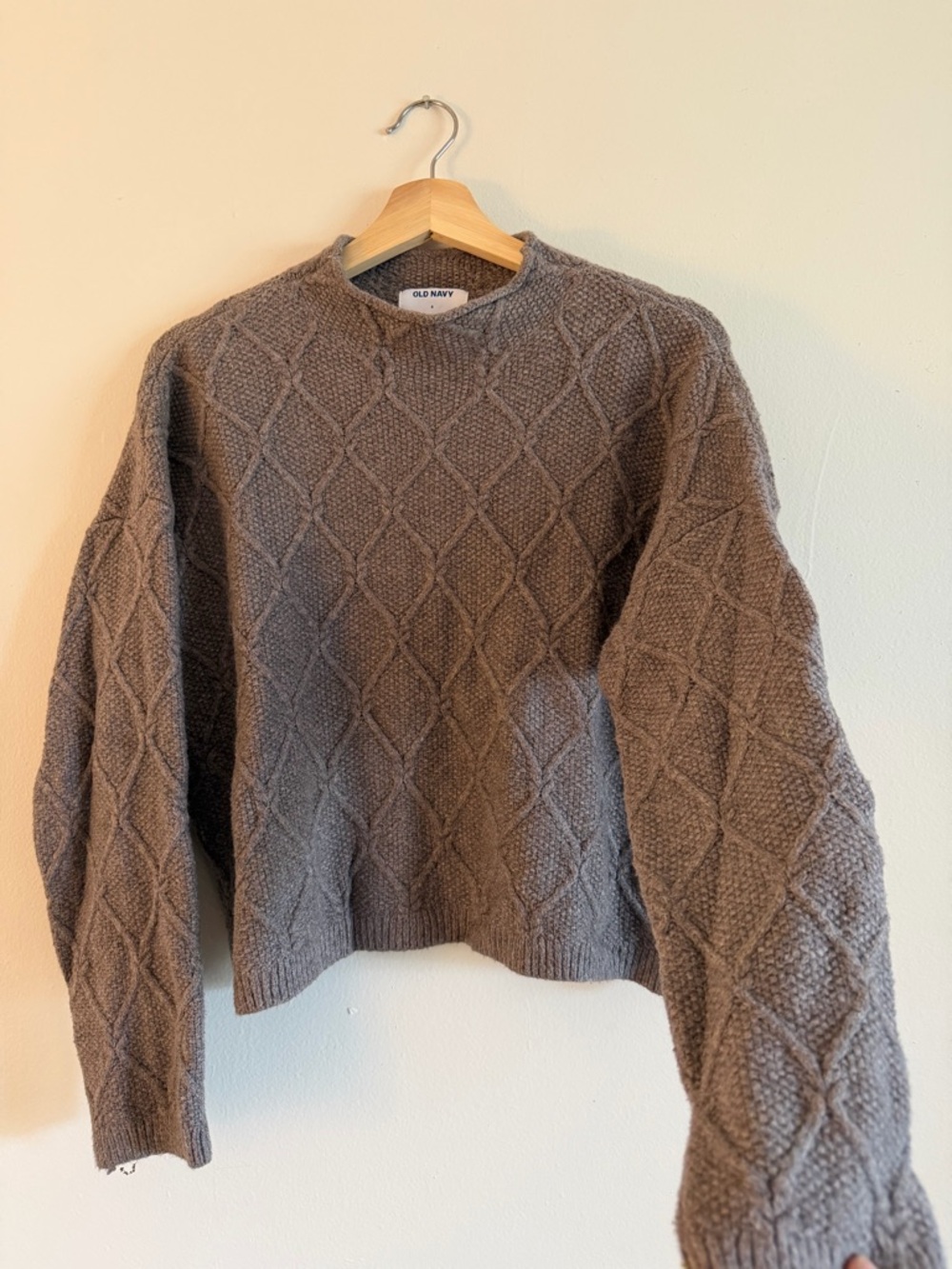 Old Navy Taupe Diamond-Textured Crewneck Sweater